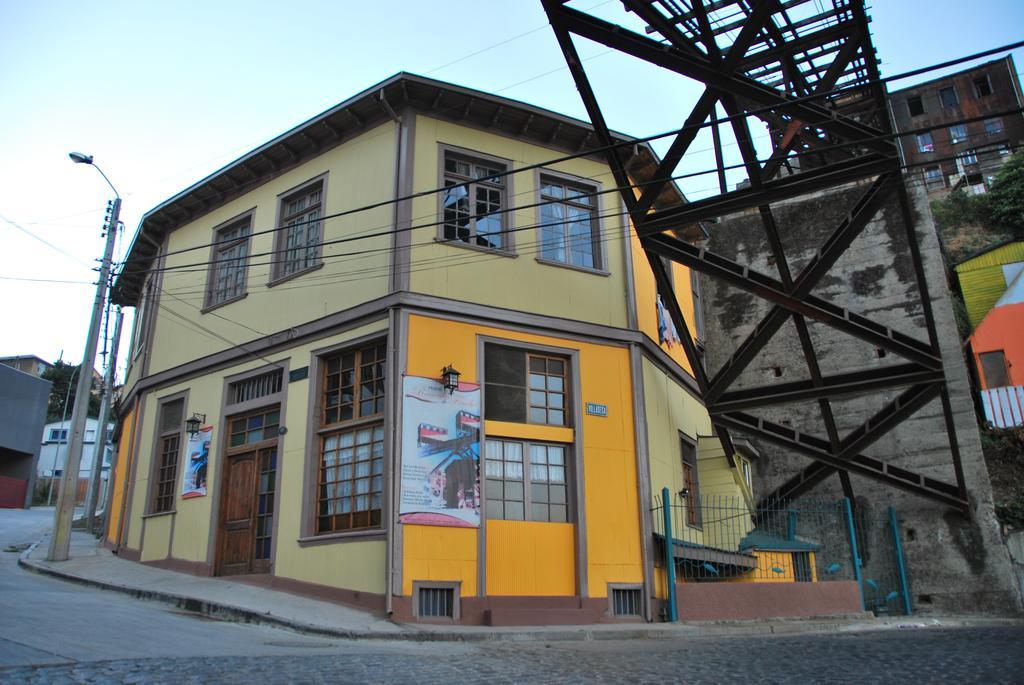 Hostal Recuerdos De Familia Valparaíso Esterno foto